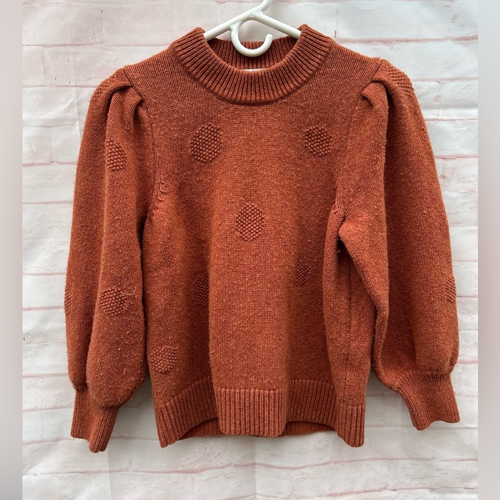 Madewell size M Eaton sweater Terra
Cotta puff shoulder polka dot geometric